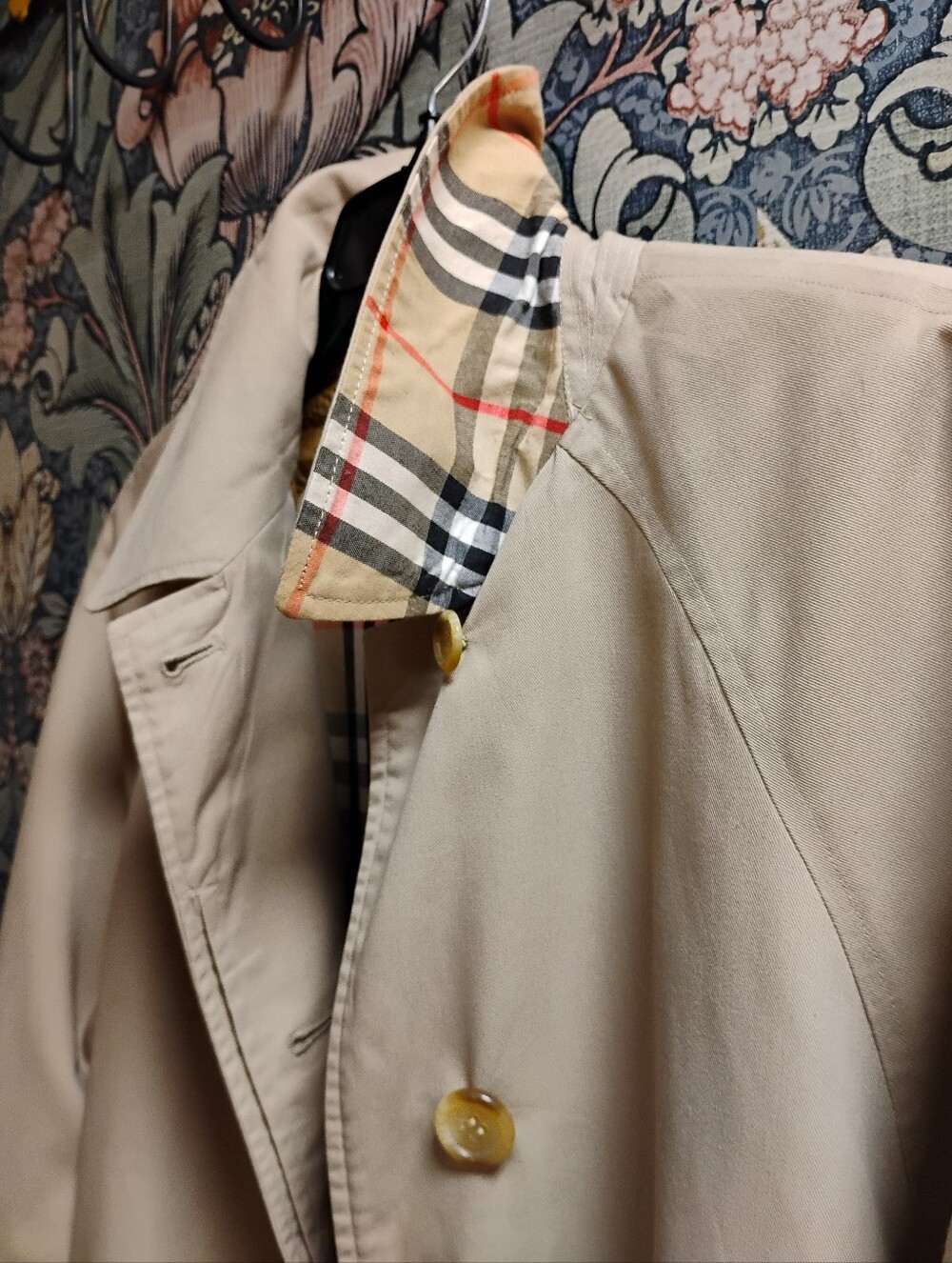 Vintage Burberry Trench Coat - Picture 7 of 13